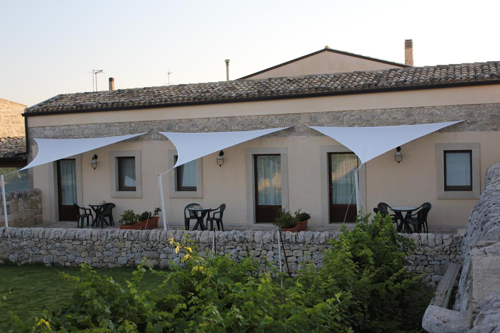 Mastro Vanni - Urban Masseria Ragusa Exteriör bild