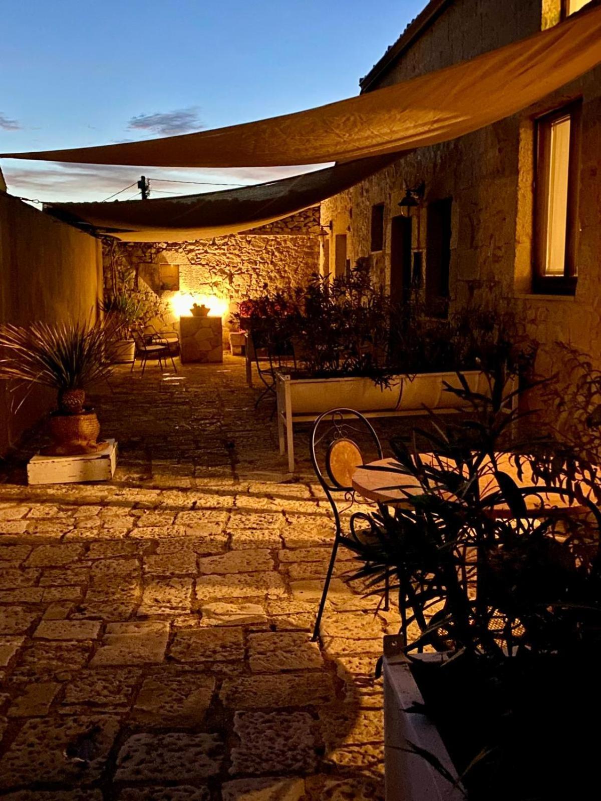 Mastro Vanni - Urban Masseria Ragusa Exteriör bild